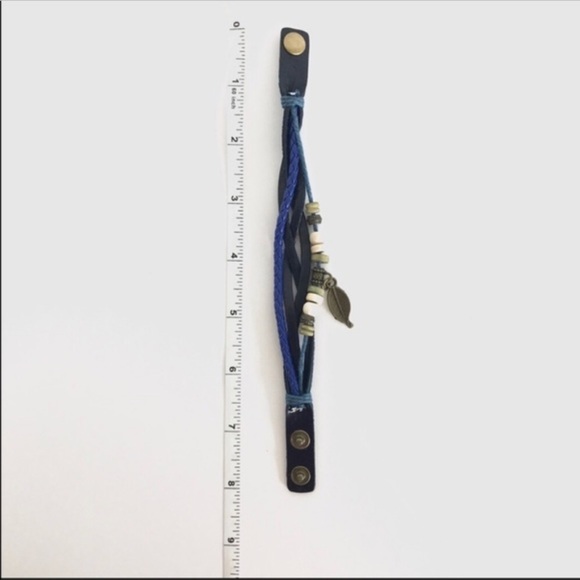 Boho Chic Feather Charm Bracelet - Blue - Picture 4 of 4